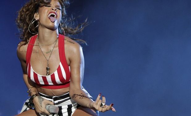 Rihanna samplea a Metallica en su nuevo álbum