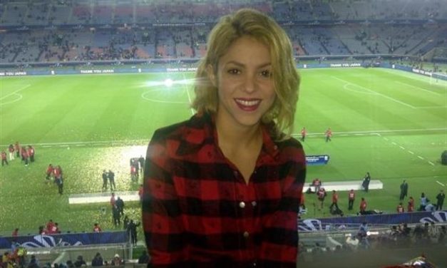 Shakira sigue a Gerard Piqué hasta Japón… Ve ganar al Barça el Mundial de Clubes