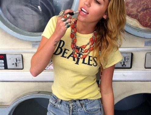 Miley Cyrus, perfecta en su sesión de fotos más alocada