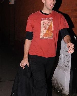 Chris Martin sufre de insomnio al trabajar en un disco