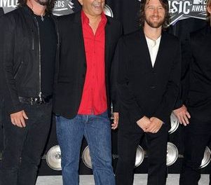 Foo Fighters comenzará a trabajar en nuevo álbum en 2012