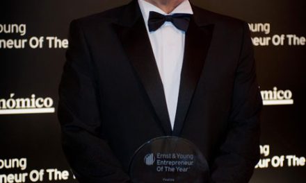 Dionisio Pestana fue reconocido como Empresario del Año 2011