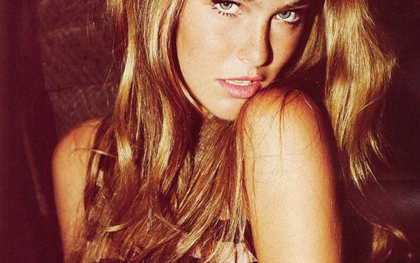 Bar Refaeli en nueva sesion de fotos para el fotografo Guy Aroch (+Fotos)