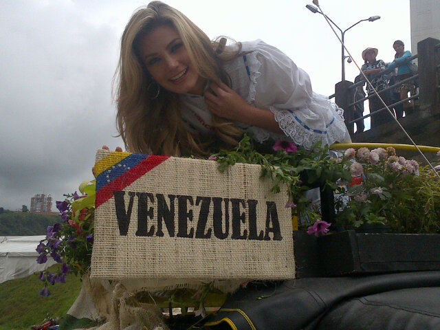 Venezolana Gabriella Ferrari 2da. Princesa del Reinado Internacional del Café