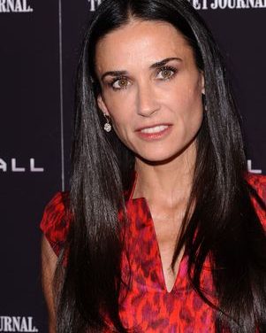Publicarán extractos de llamada de emergencia de Demi Moore