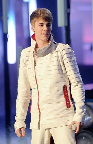 Justin Bieber y Jaden Smith estrenan canción por año nuevo