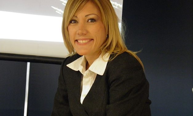 María Moschiano: Moda 2012.. El regreso de los 70
