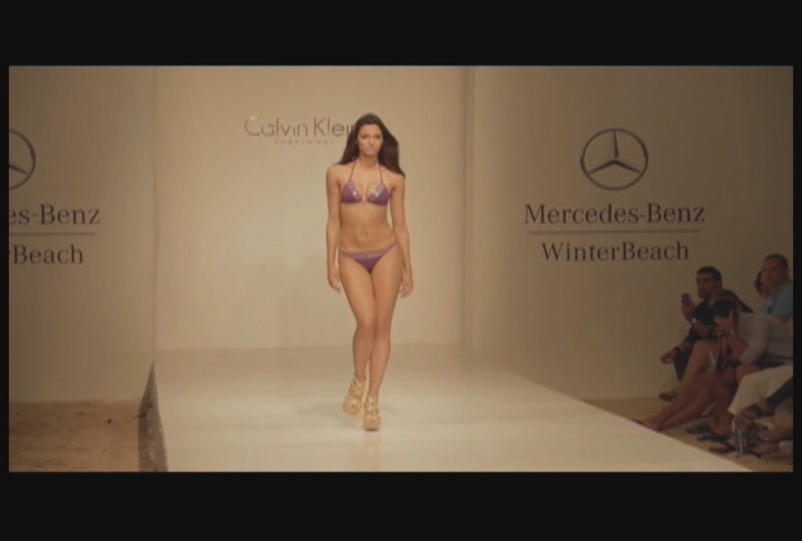 Déjate seducir por el E! Fashion Week Mercedes Benz Winter Beach