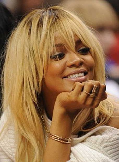 Rihanna se convierte en una Barbie