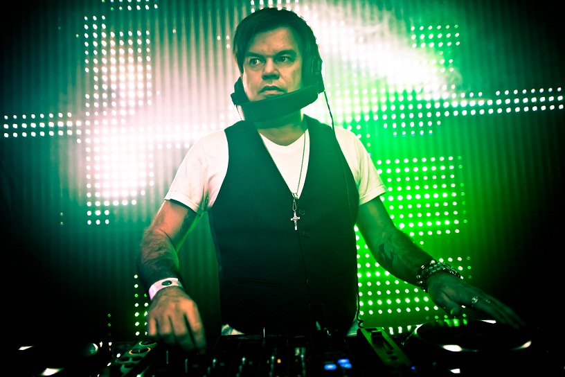El sonido del DJ inglés Paul Oakenfold llega a Caracas el 11 de mayo
