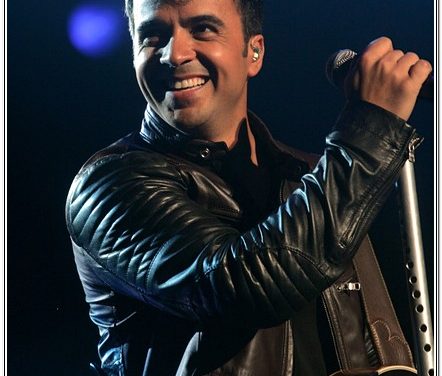 Luis Fonsi llegó más firme que nunca a suelo boricua (+Fotos concierto)
