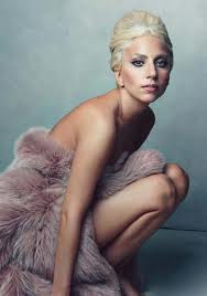 LADY GAGA PLANEA SU FUTURO JUNTO A SU NOVIO