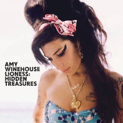 La difunta cantante Amy Winehouse gana un Grammy junto a Tony Bennet