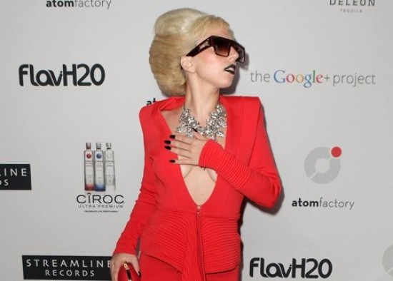 Lady Gaga establece nuevo record en Twitter con 20 millones de seguidores
