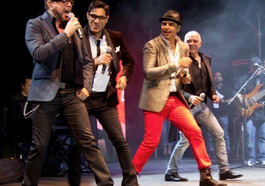 LUIS ENRIQUE EXITOSO EN HISTÓRICO SHOW DE GUACO EN VENEZUELA