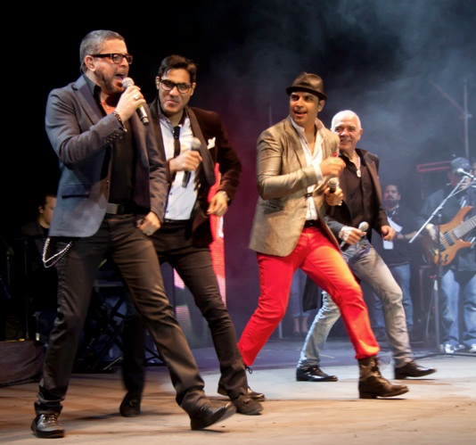 LUIS ENRIQUE EXITOSO EN HISTÓRICO SHOW DE GUACO EN VENEZUELA