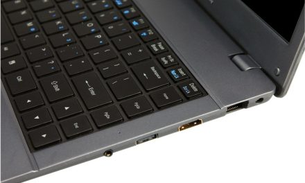 Síragon lanza su primera laptop Ultrabook™: tan delgada y ligera como una Tablet