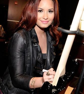 ¿Demi Lovato se casa con Wilmer Valderrama?