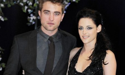 Robert Pattinson y Kristen Stewart se comen a besos en un concierto