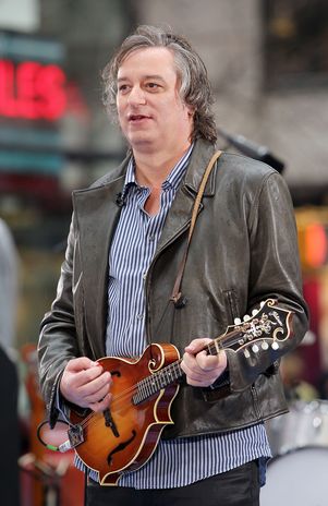 Peter Buck, exguitarra de R.E.M., graba disco en solitario