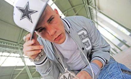 Kendo Kaponi: un talento en el bajo mundo de la música