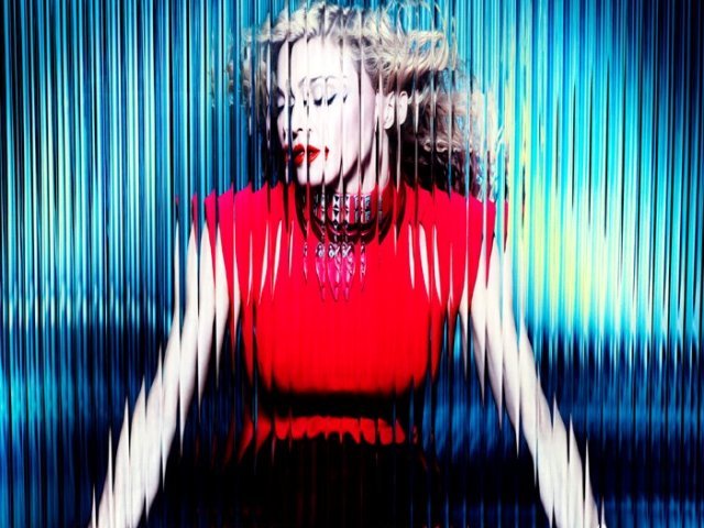 Madonna lanza »MDNA» para recuperar su reinado