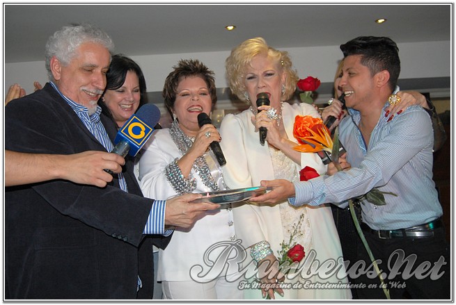 Mirla Castellanos Celebró su Cumpleaños 71 (+Fotos)