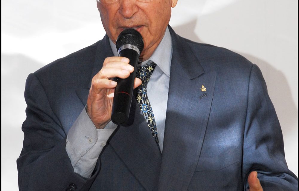 CARLOS ALMENAR OTERO presenta su NUEVO TRABAJO DISCOGRAFICO