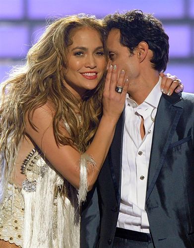 Marc Anthony pide oficialmente el divorcio a Jennifer Lopez, alega »diferencias irreconciliables»