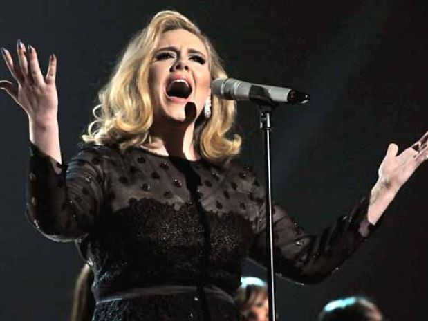 Adele es la artista más rica del año en el Reino Unido