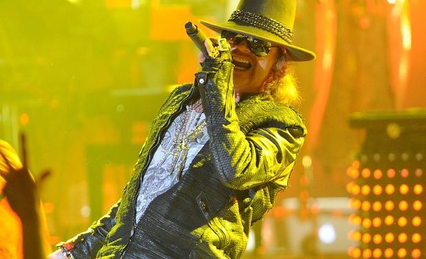 Axl Rose oficializa su no asistencia al Salón de la Fama