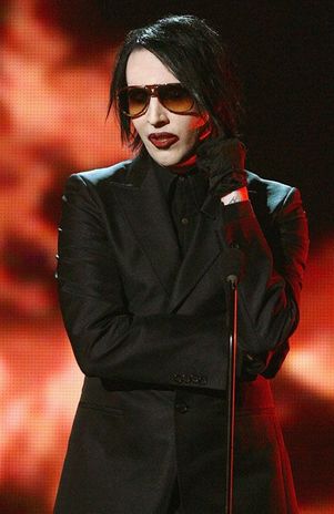 Marilyn Manson estrena videoclip del tema »No Reflection»