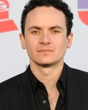 Fonseca terminó su contrato de representación con 10 Music