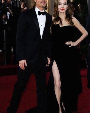 Angelina Jolie y Brad Pitt se comprometen en matrimonio