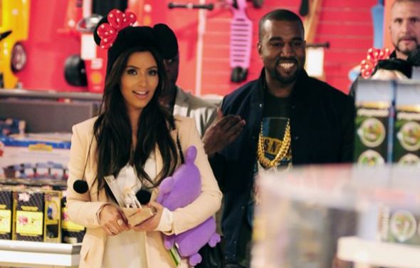 Kanye West comparó a su adorada Kim Kardashian con Beyoncé
