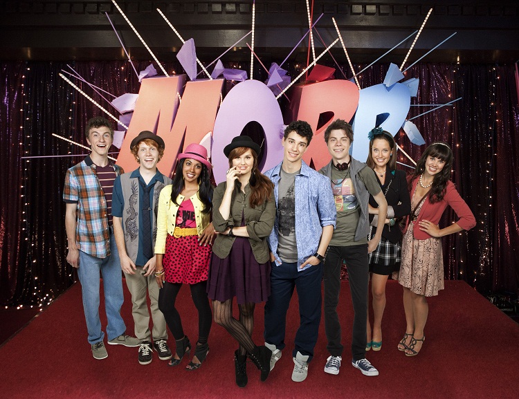 Disney Channel estrena su película RADIO REBEL… El domingo a las 7:30 PM