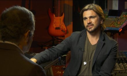 Oppenheimer Presenta transmite entrevista exclusiva con Juanes en CNN en Español
