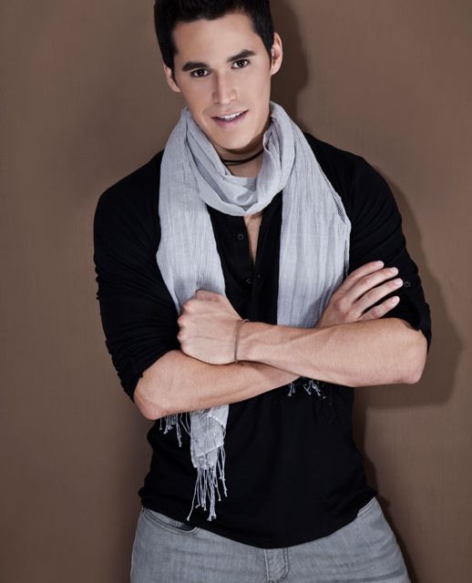 LIONEL ALCANZA EL NUMERO 1 DEL RECORD REPORT