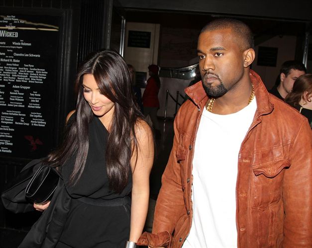 Kanye West rapea sobre su boda con Kim Kardashian