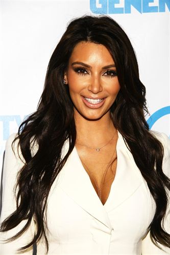 Kim Kardashian quiere adoptar un bebé