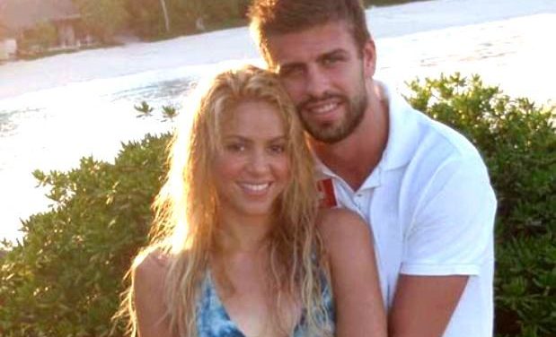 Shakira vigila el celular de Piqué por fotos subidas de tono