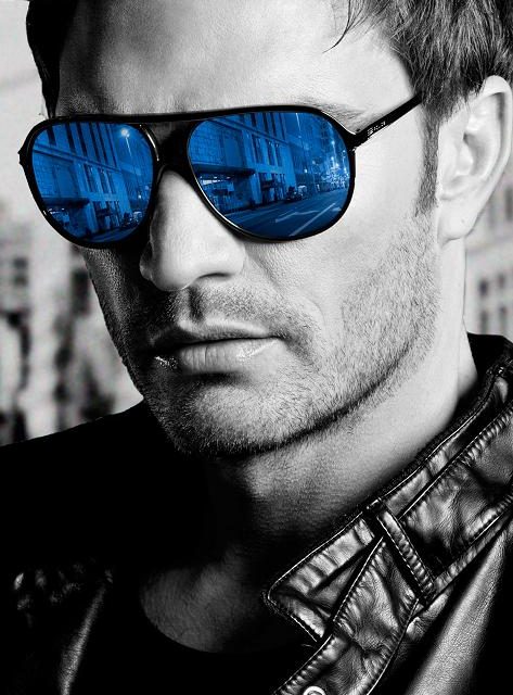 Julián Gil es elegido imagen de la nueva campaña de POLICE Eyewear