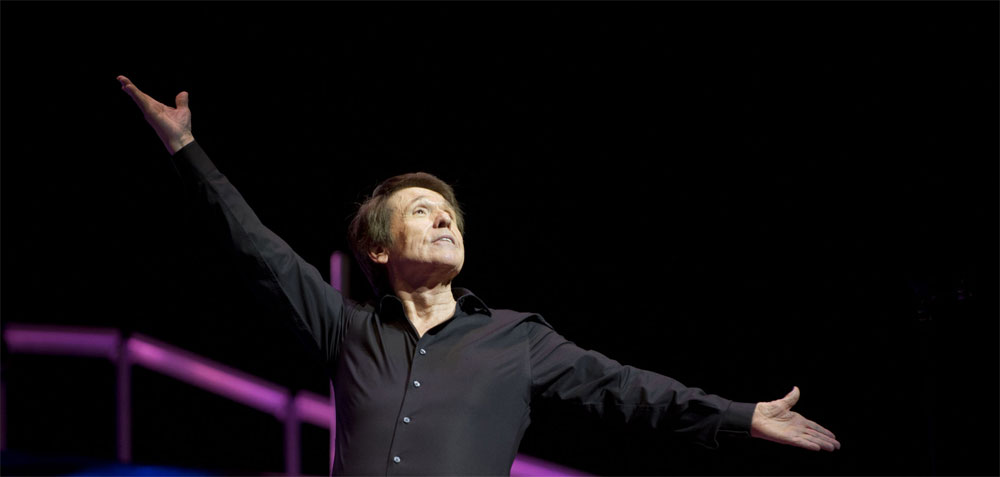 Raphael vuelve a América Latina con su gira ‘Lo mejor de mi vida’