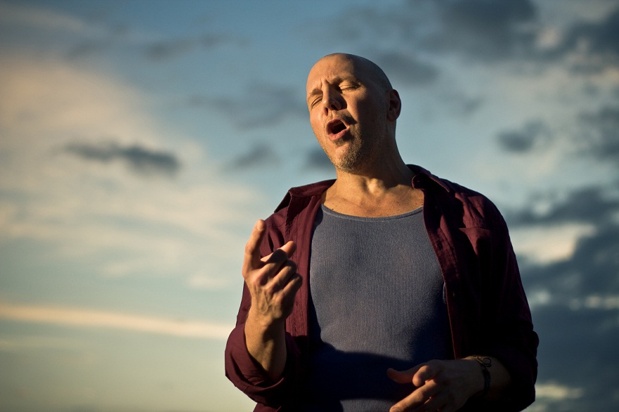 FABIO ADAMI ESTRENA PROMOCIONAL »DICES»