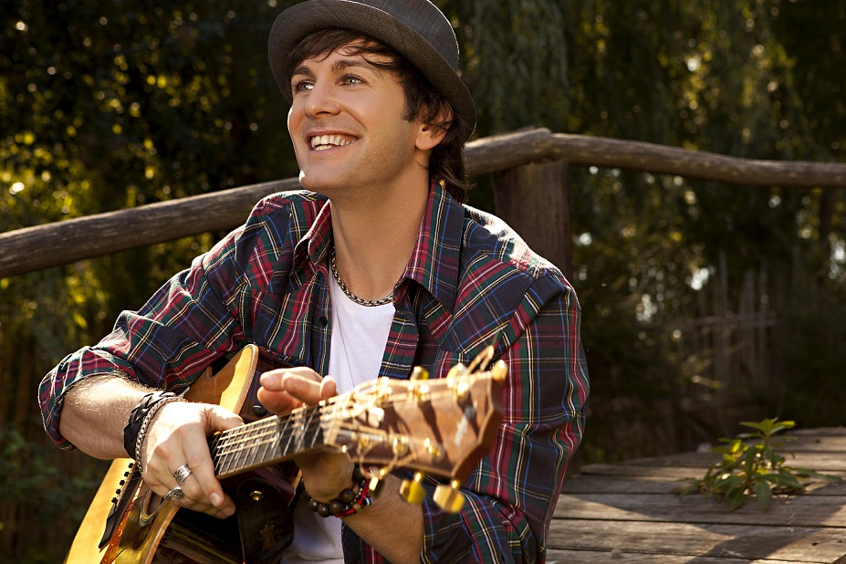 AXEL TRAERÁ SU GIRA »UN NUEVO SOL» A VENEZUELA