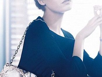 Mila Kunis posa glamurosa para la nueva campaña de Dior (+Fotos)