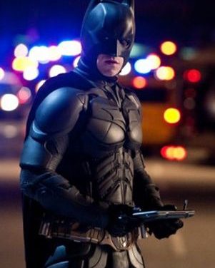 Hombres disfrazados de ‘Batman’ asaltan cines en Chihuahua