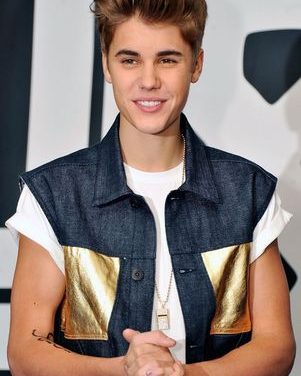 Justin Bieber cantó tema de amor gay sin saberlo