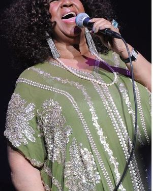 Aretha Franklin también quiere ser juez en ‘American Idol’