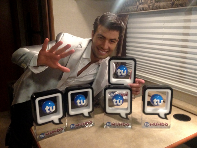 Jencarlos Canela se convirtió en el artista más premiado en Premios Tu Mundo